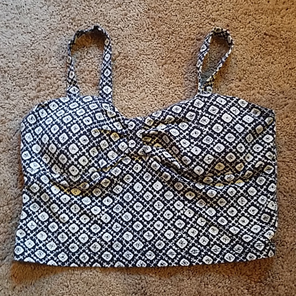 Crop top tank top